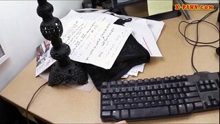 Dude đã thỏa thuận với nóng kinh doanh phụ nữ cho mình để có tiền