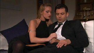 פאַקטיש אַנאַל מיט טאָוטאַלי פאַרגעניגן פֿאַר פּאָרנסטאַר קאַטיאַ נאָבילי און איר יונג סטאַלליאָן - (הד סצענע)