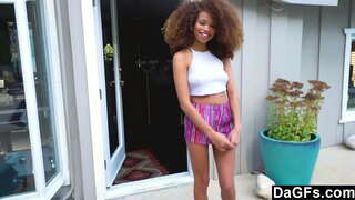 Dagfs - ახალგაზრდა ნაშები, მისი შანსი Fuck Wildly